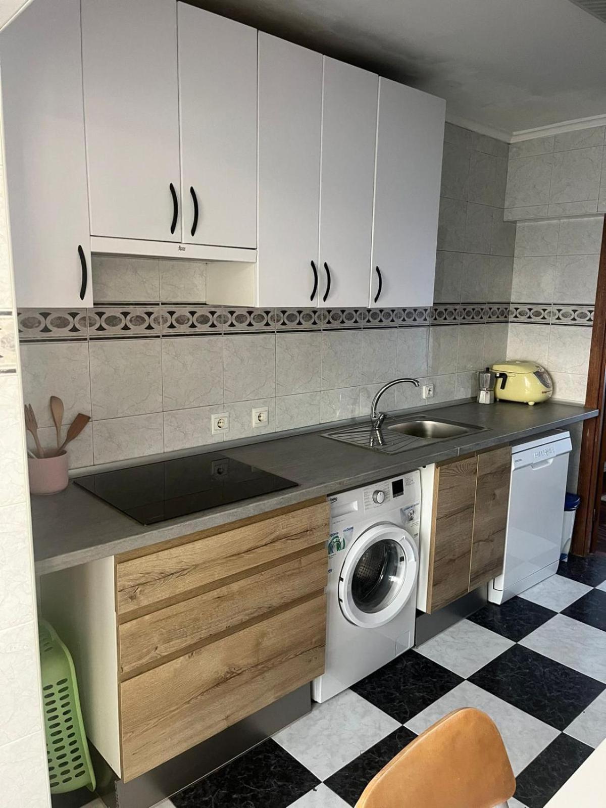 Appartement Avec Terrasse Santoña Exterior foto