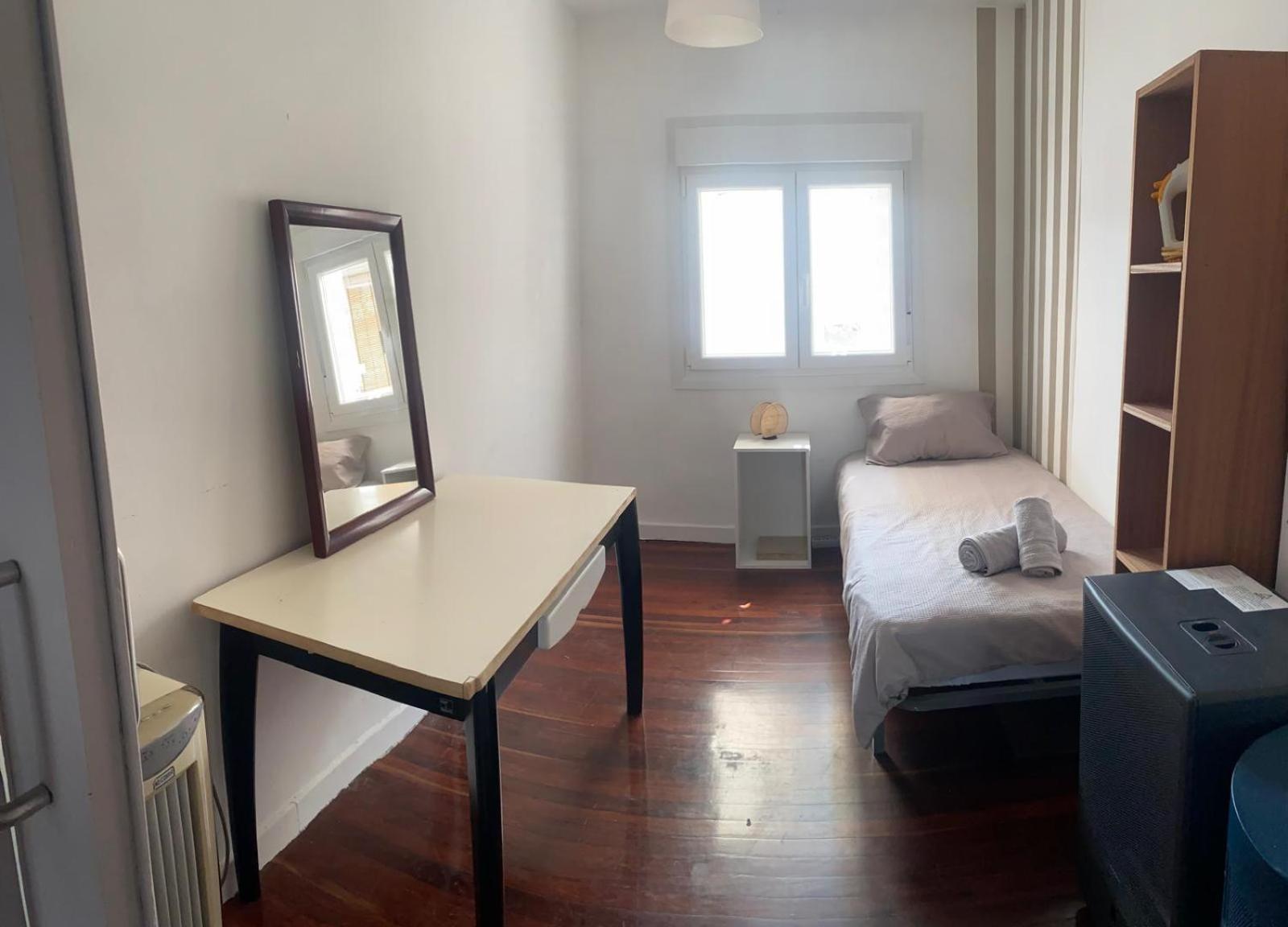 Appartement Avec Terrasse Santoña Exterior foto